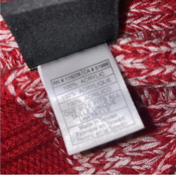 University of Wisconsin x Adidas Cable Knit Red White Mittens & Scarf Set Badger - Picture 8 of 8